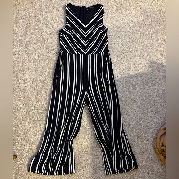 Jumper - Picture 1 of 1